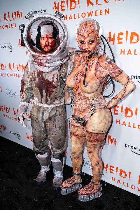 heidi klum halloween party 2020 Heidi Klum Craziest Halloween Costumes From 2000 To 2019 Best Heidi Klum Costumes heidi klum halloween party 2020