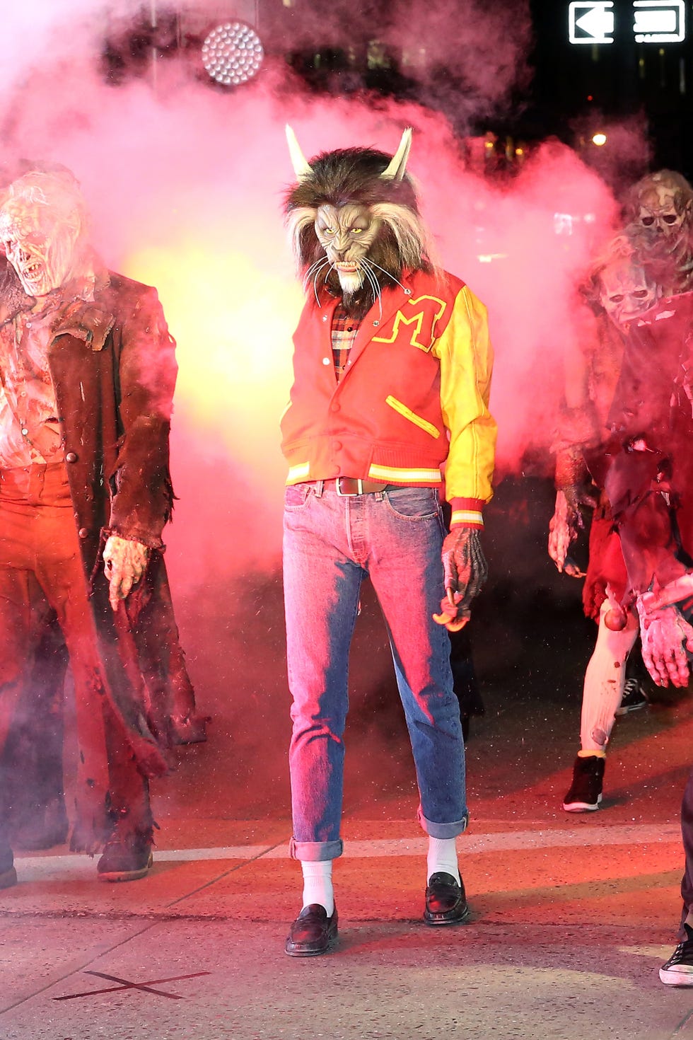 werewolf dalam lagu Thriller di tahun 2017