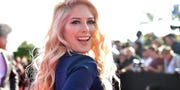 Red carpet, Carpet, Beauty, Blond, Fashion, Premiere, Flooring, Event, Performance, Electric blue, Red carpet, Carpet, Beauty, Blond, Fashion, Premiere, Flooring, Event, Performance, Electric blue,