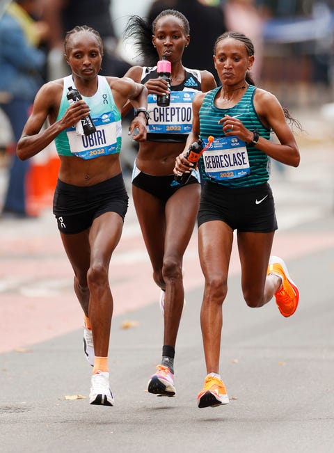 Hellen Obiri, Viola Cheptoo y Gotytom Gebreslase lideran el maratón de Nueva York hellen obiri, viola cheptoo y gotytom gebreslase lideran el maratón de nueva york 2022