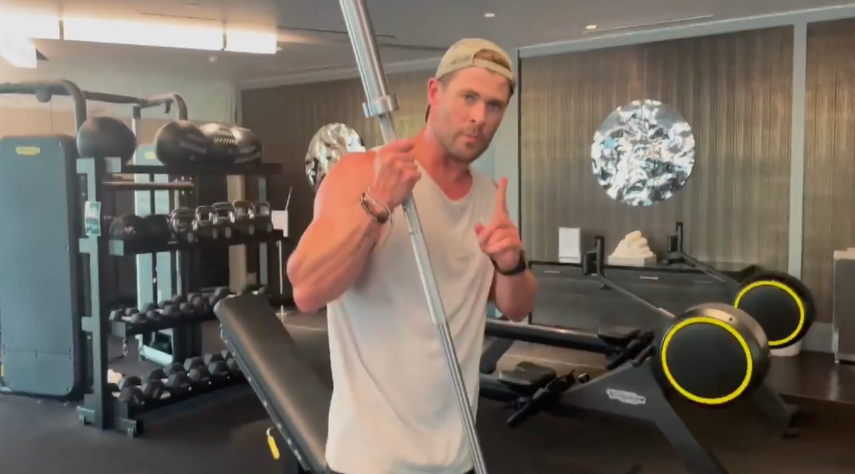 Watch Chris Hemsworth's 'monster' Barbell Workout On Instagram