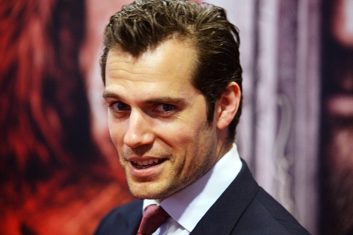 Henry Cavill is already Captain Britain and this is what he looks like with the superhero suit