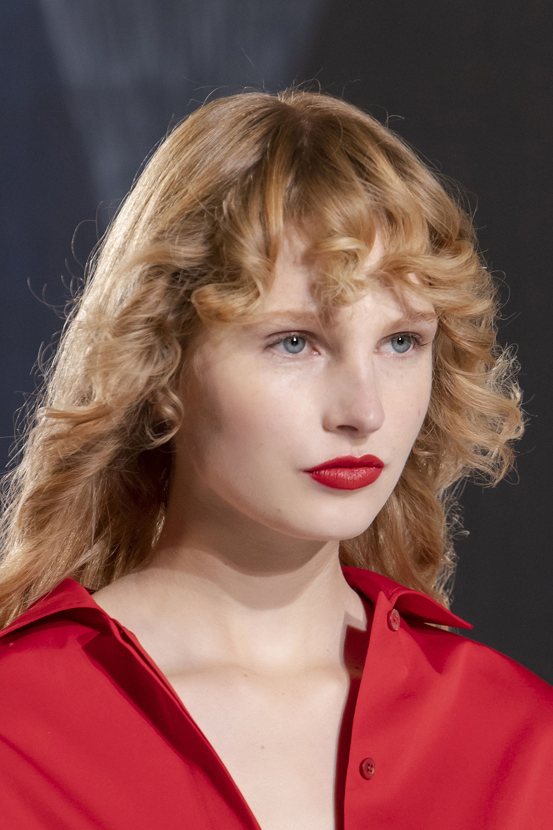 1970s Waves Are Back And Bigger Than Ever - Here's How To Master The Hair  Trend