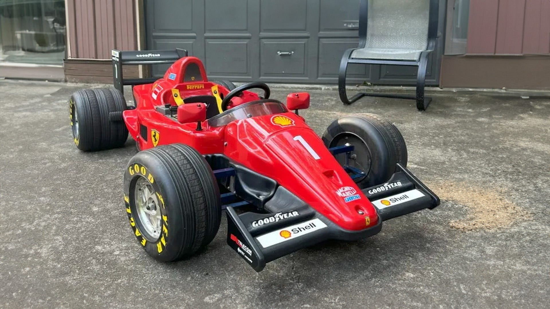 Now's Your Chance to Snag This Awesome Schumacher-Era Ferrari Go-Kart