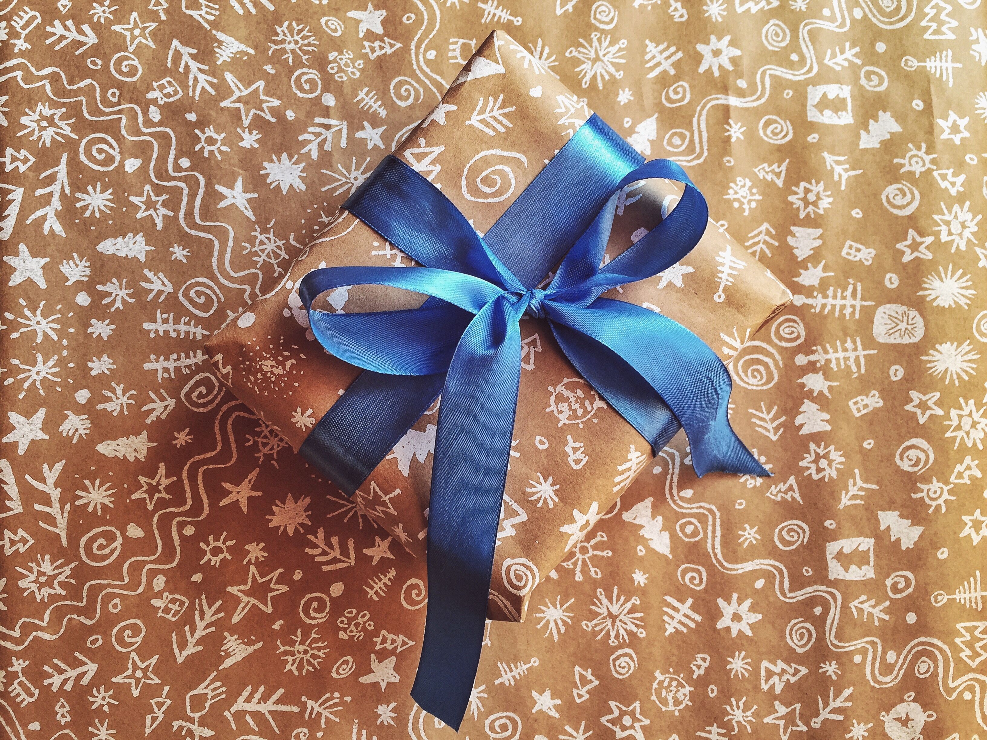 creative gift wrapping techniques