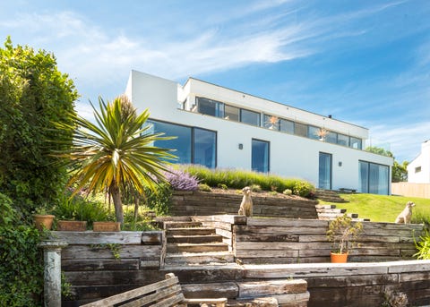 Stunning Contemporary Home For Sale In Salcombe Boasts Breathtaking Sea