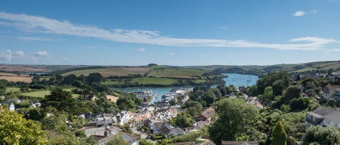 Stunning Contemporary Home For Sale In Salcombe Boasts Breathtaking Sea