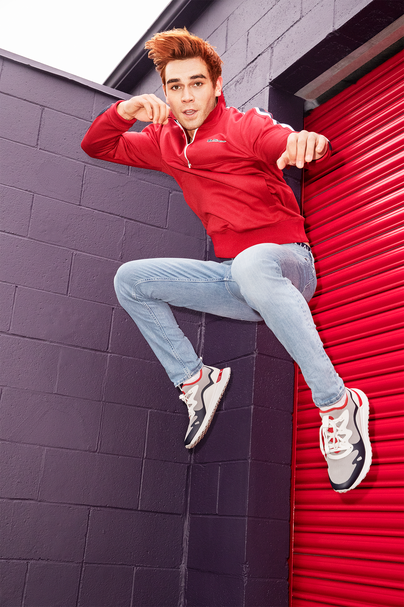 jeans to show off sneakers