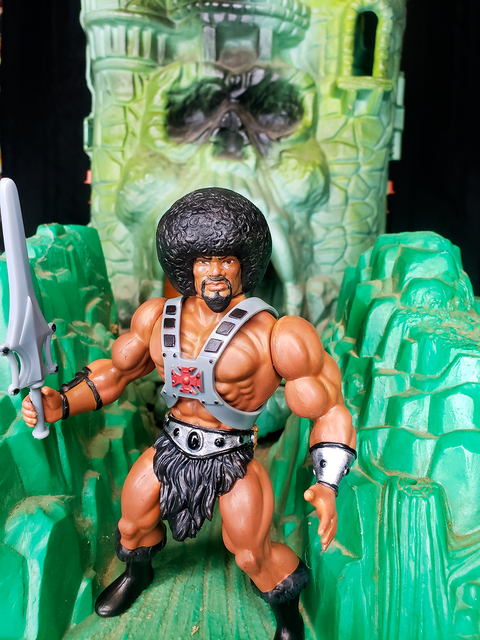 demetrius holt figurine
