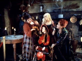 tres-brujas-hocus-pocus-thora-birch