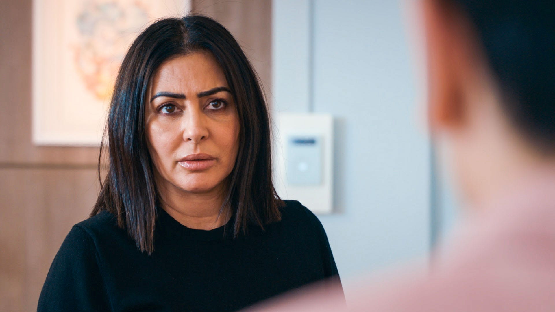 holby city laila rouass come sahira shah