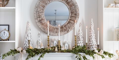 samenzwering Beschuldigingen schoner 34 Easy Christmas Home Decor Ideas - Small Space Apartment Decoration For  Holidays
