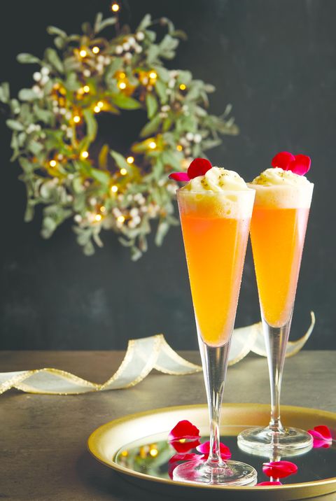 27 Best Christmas Cocktails Festive Drink Ideas For Holiday Parties