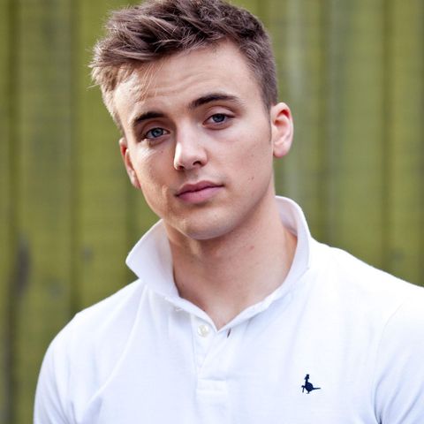 parry glasspool as harry thompson in emmerdale