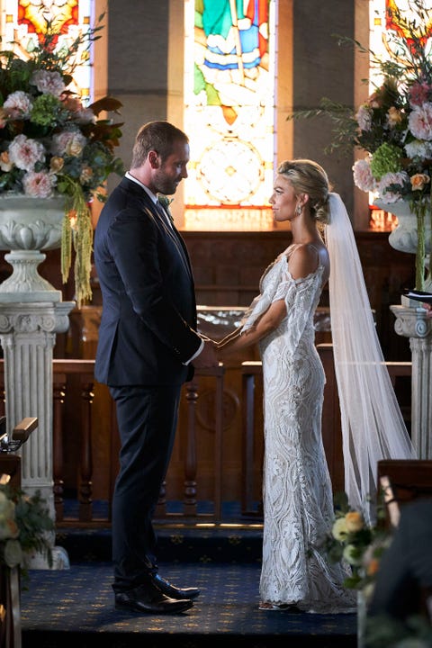 Home and Away spoilers - Robbo and Jasmine's wedding pictures