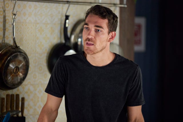 xander delaney in home and away