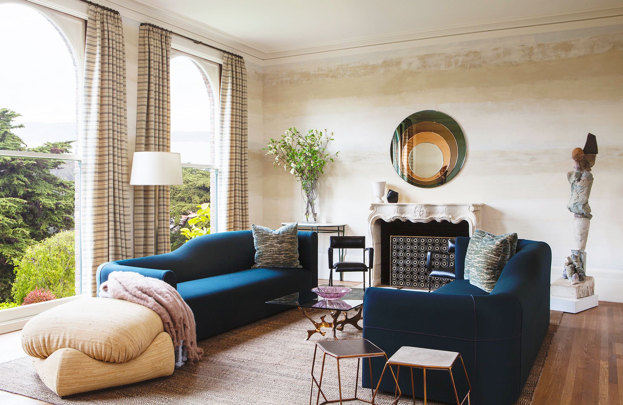 Featured image of post Home Design Inside Simple : Many individuals are requesting versatile floor plans which have a circulate to them whether within the kitchen or from the outside to the inside.