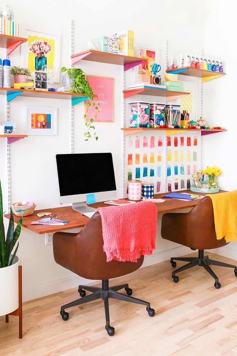 32 Best Home Office Ideas How To, How To Decorate A Small Desk At Work