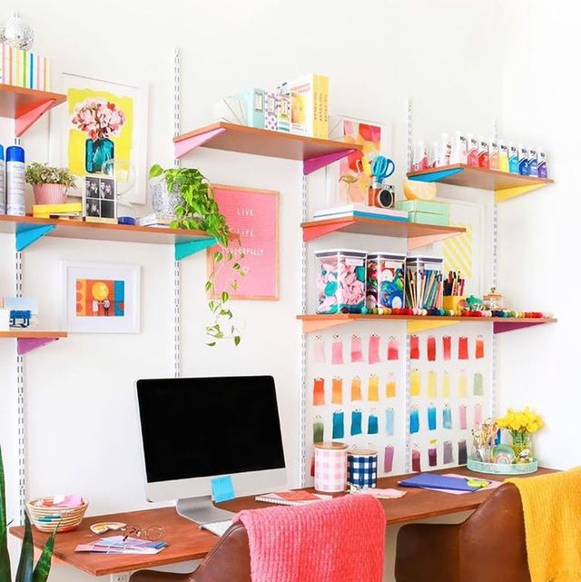 Featured image of post One Wall Home Office Ideas : If there is one room in the modern home that great small office space ideas for storage and minimalist design.