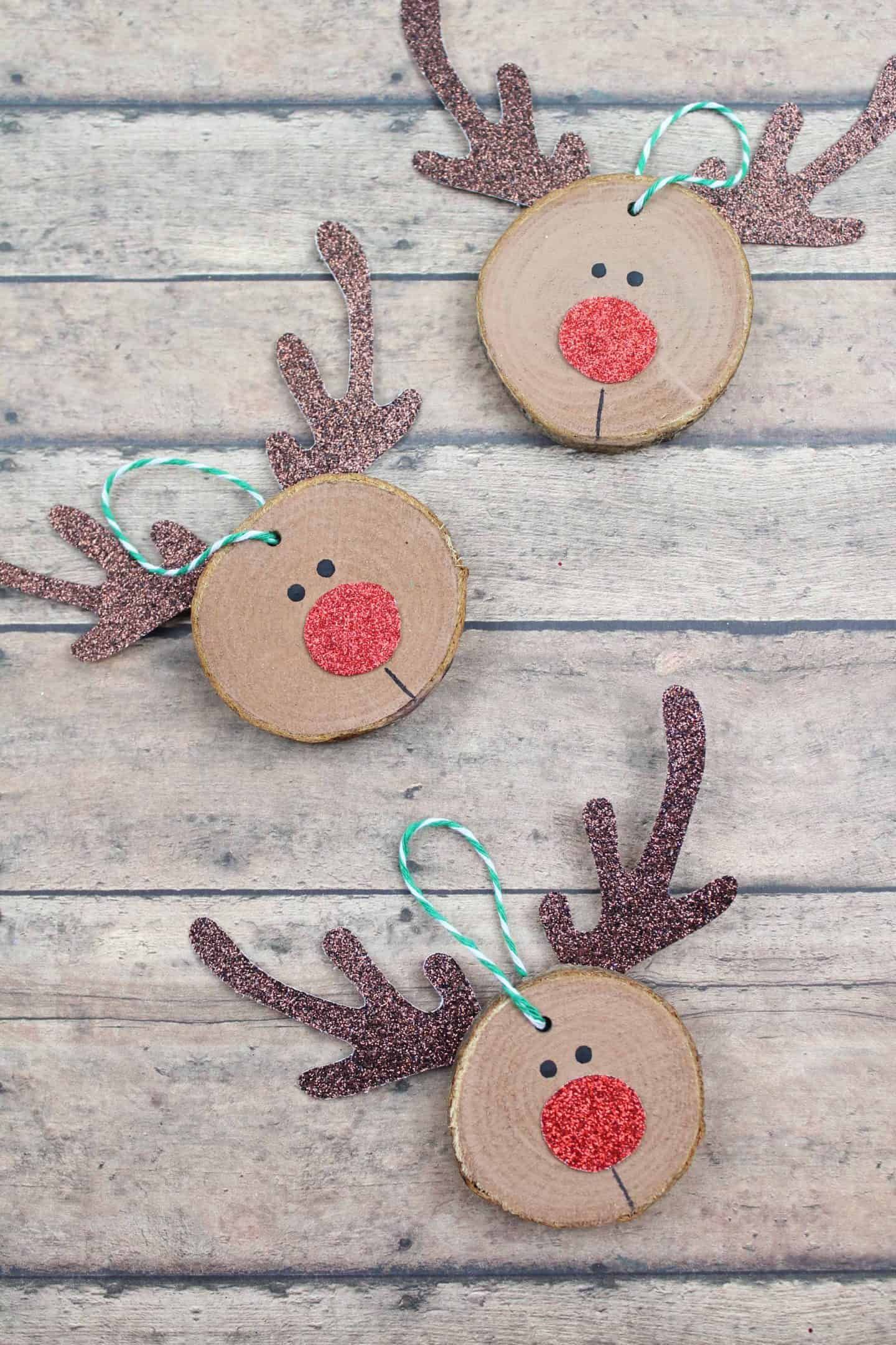 Wooden Christmas Crafts   Homemade Christmas Ornaments Wooden Reindeer 1567001282 