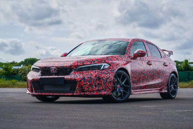 honda civic type r in camouflage