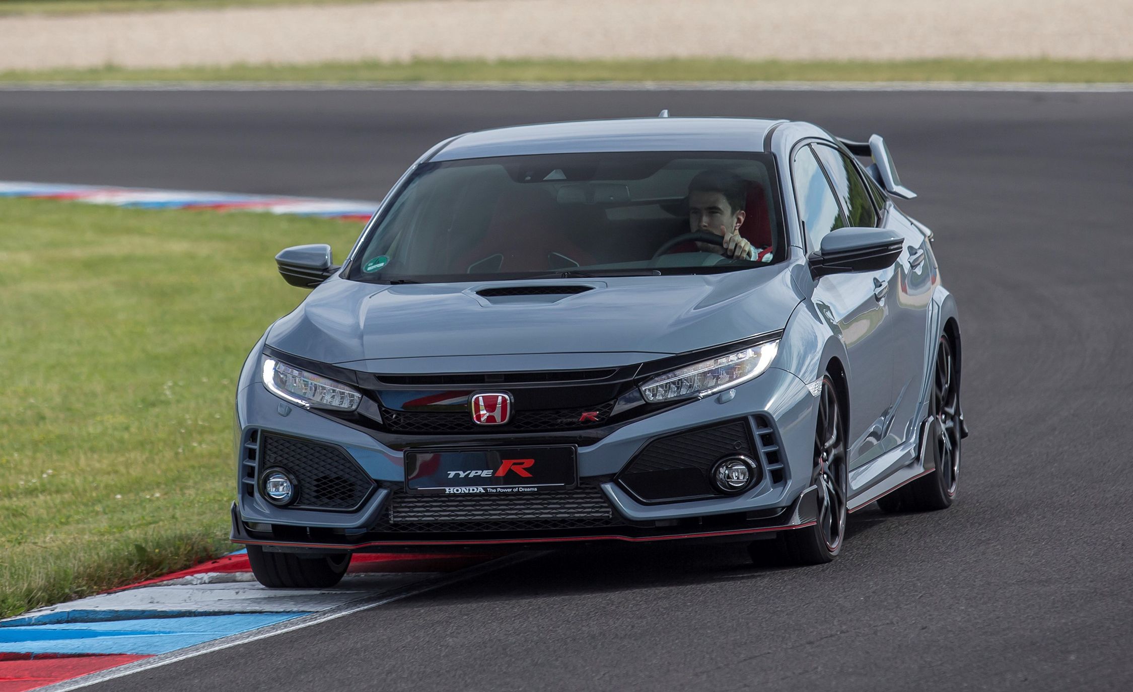 19 Honda Civic Type R Interior Updates Pricing On Sale Date