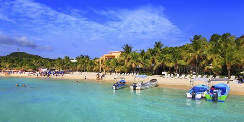 Honduras, Islas de la Bahia, Roatan Island. West Bay. Mahogany Bay