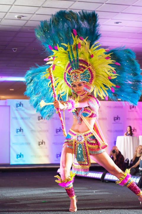 Samba, Dancer, Carnival, Dance, Event, Public event, Festival, Performing arts, Performance art, Feather, 