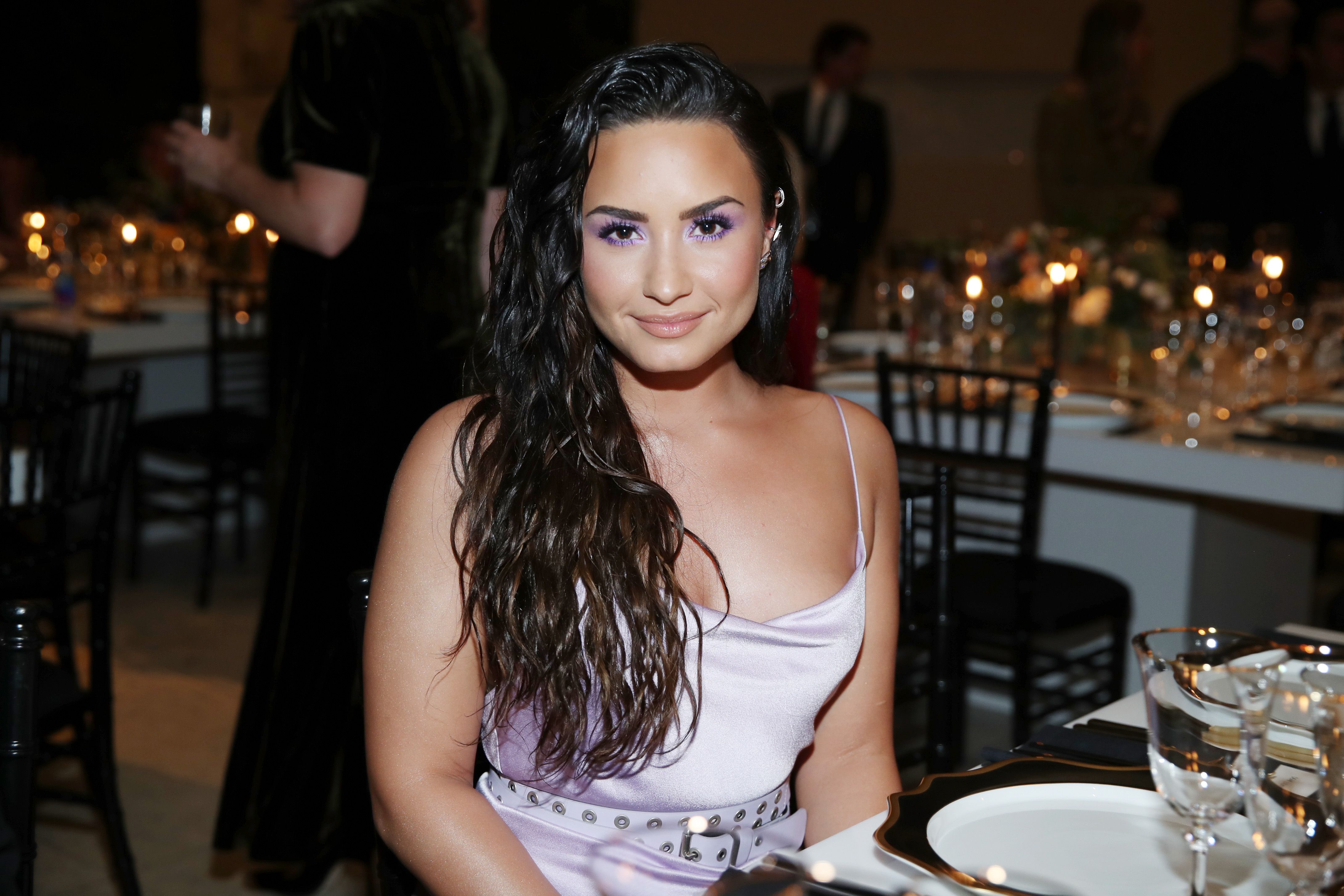 Demi Lovato Got Her Hair Cut Into A Lob For Spring Demi Shows