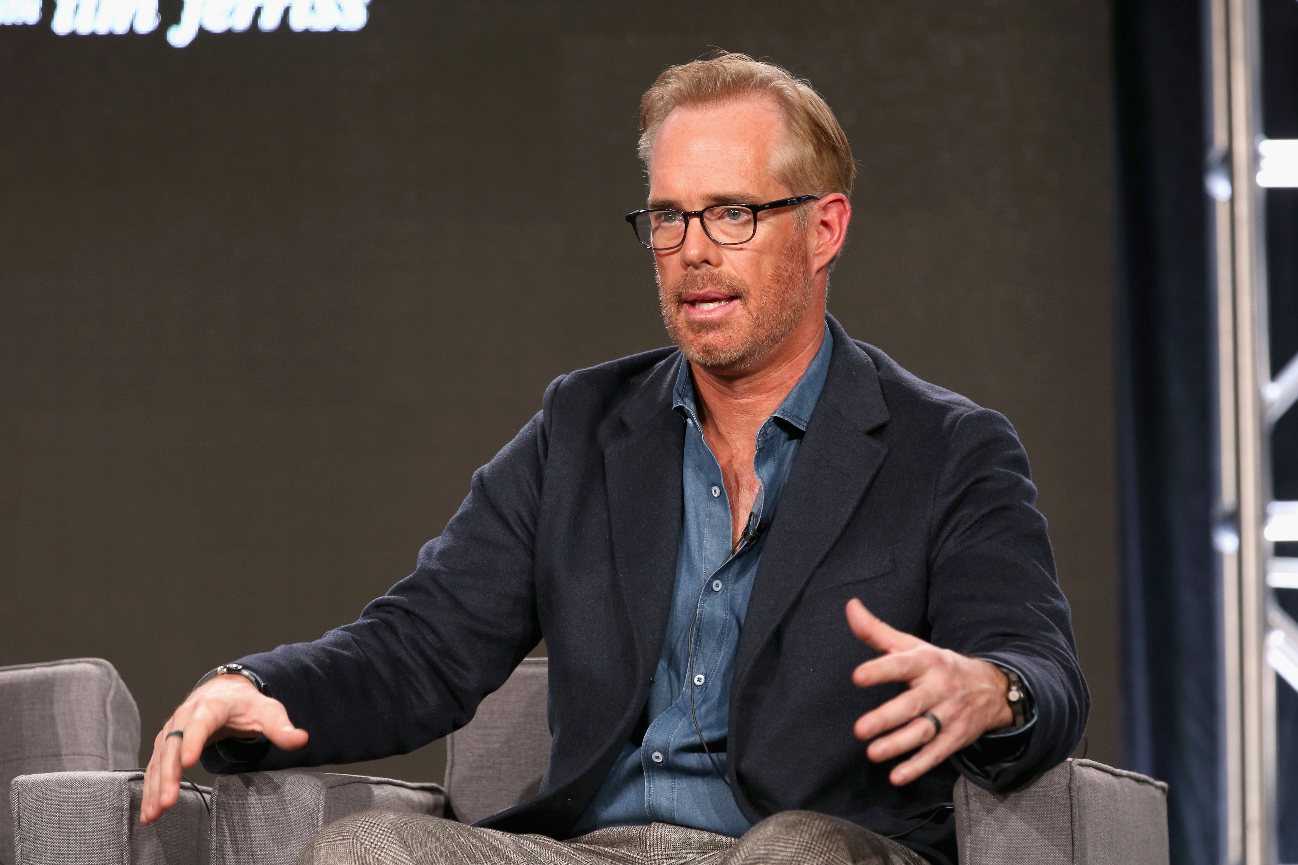 Joe Buck Once Called An Nfl Touchdown While Peeing On Live Tv