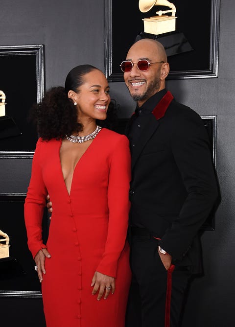 Grammy Awards 2019 Red Carpet's Cutest Celebrity Couples & PDA Photos