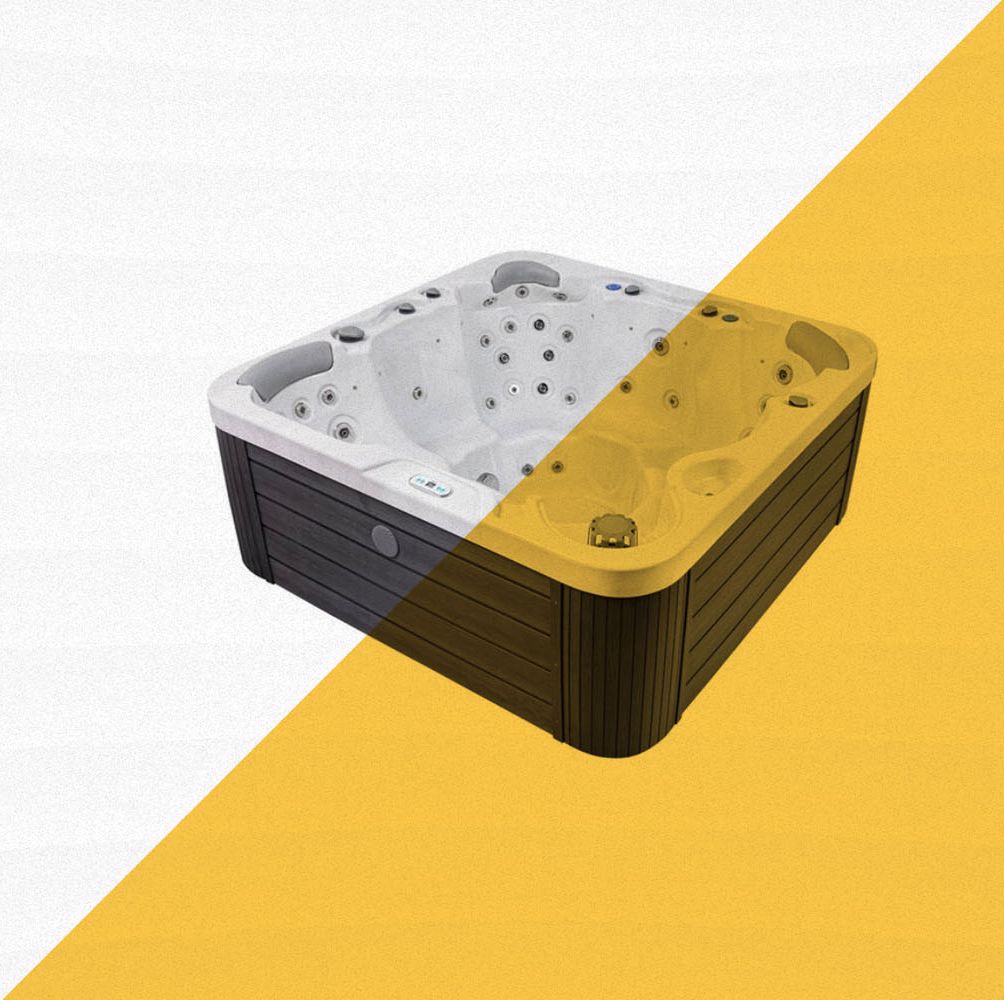 Deal Alert: Don't Miss These End-of-Year Sales on Hot Tubs