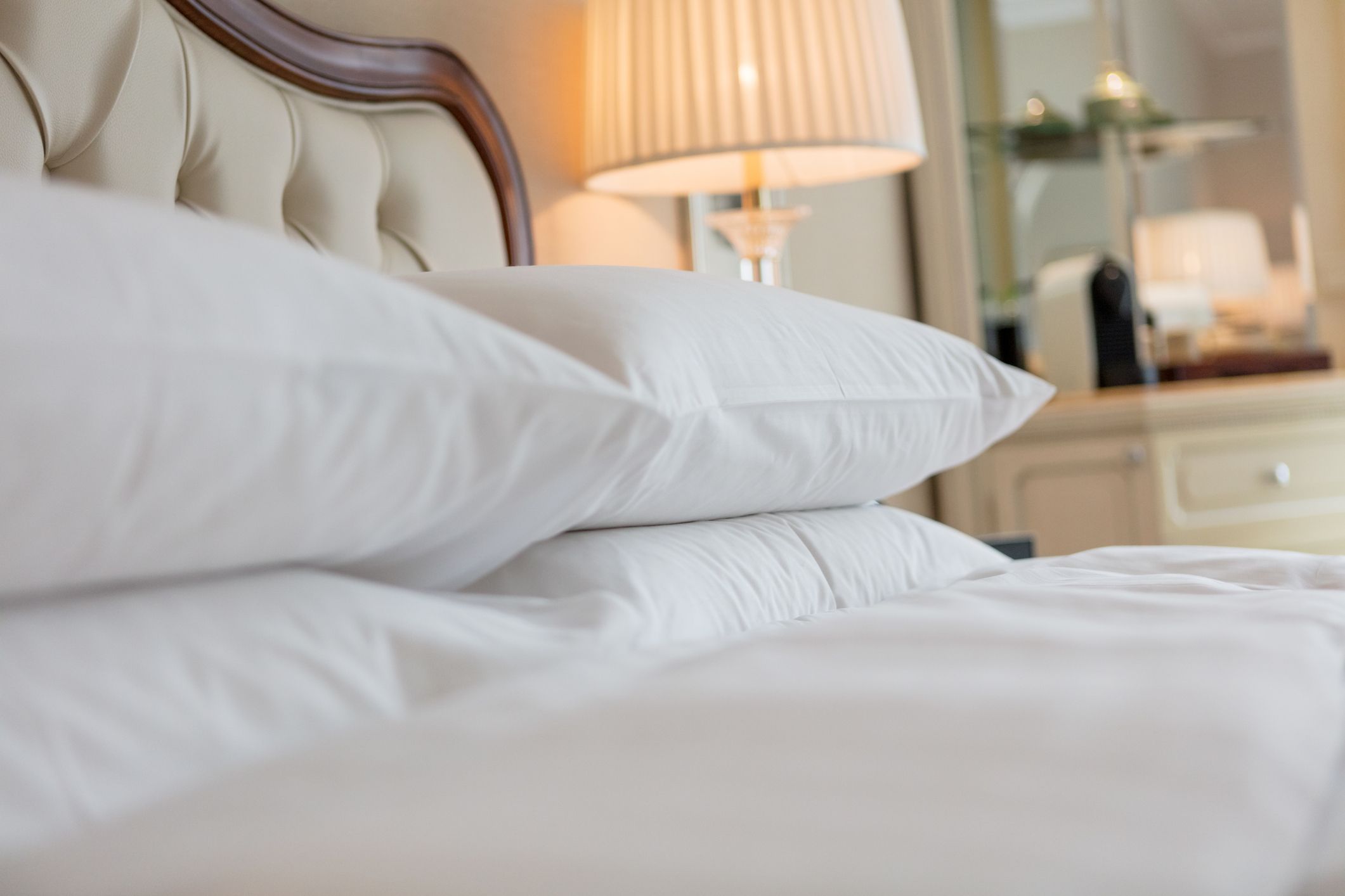 The Surprising Thing 1 In 10 People Take To Hotel Rooms Flipboard