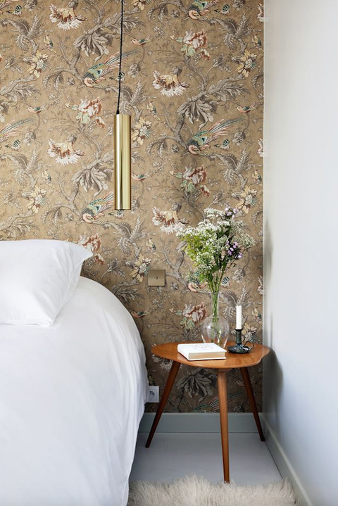 27 Bold Bedroom Wallpaper Ideas We Love Timeless Decorating - Contemporary Bedroom Wallpaper Ideas
