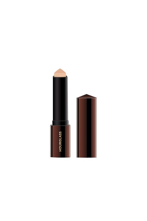 Cómo quitar las ojeras con una buena base de maquillaje Cómo quitar las ojeras con una buena base de maquillaje