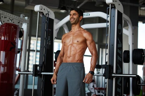 43歳の男性が10kgの減量に成功 割れた腹筋を手に入れた道のり 43歳の男性が10kgの減量に成功 割れた腹筋を手に入れた道のり