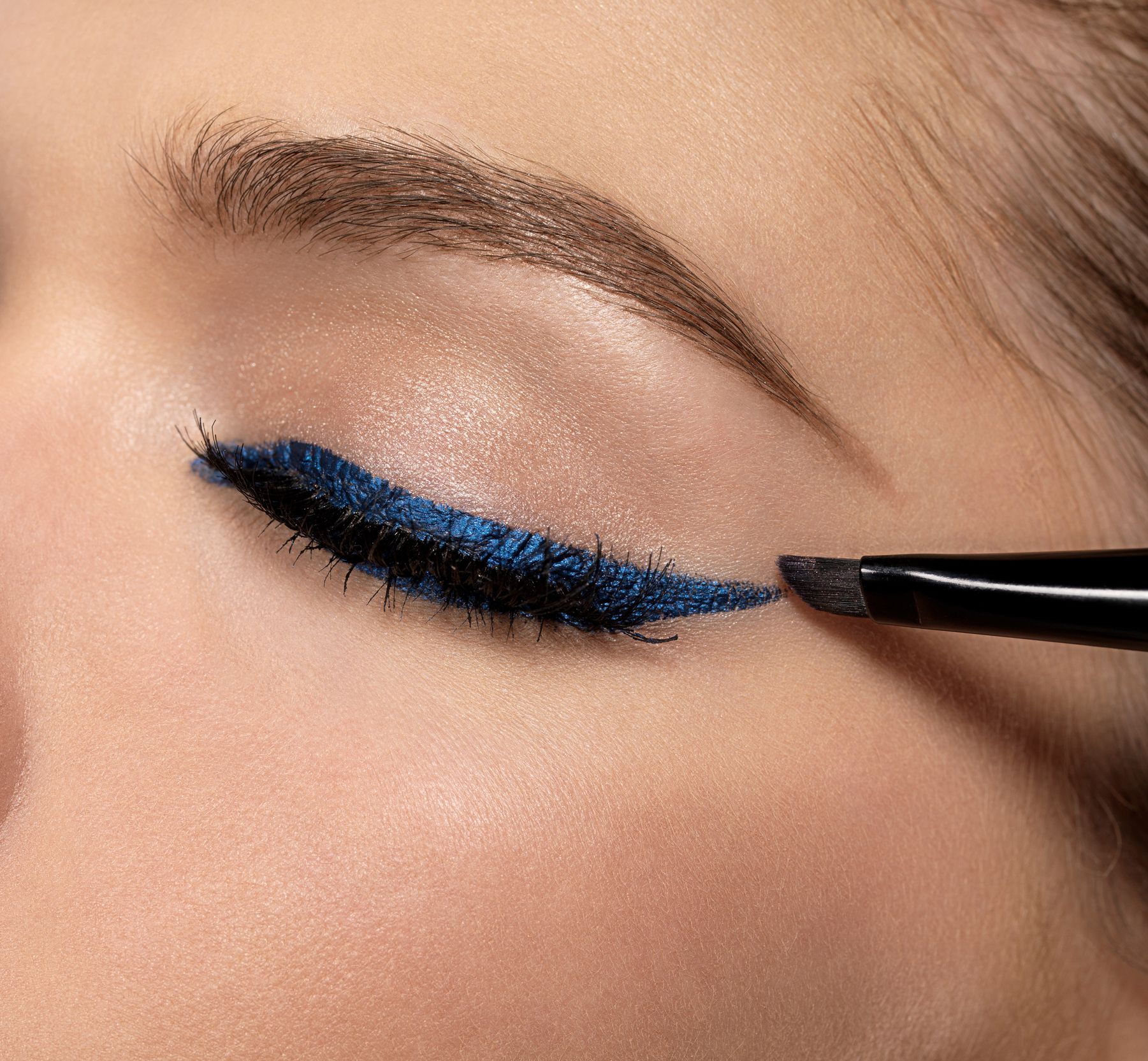 Eyeliner. Растушеванная подводка. Kalici Eyeliner. Разнообразие стрелок.