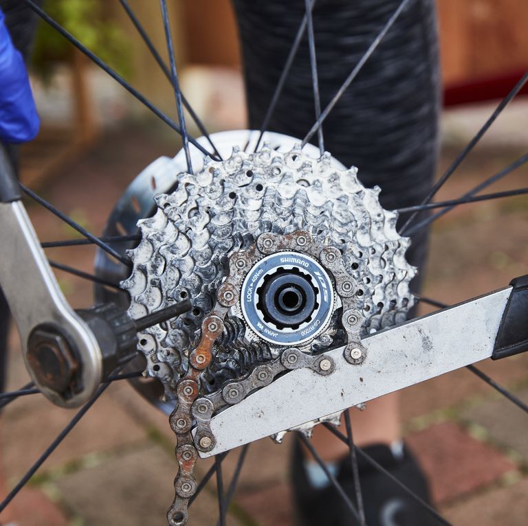 tools for changing bike cassette
