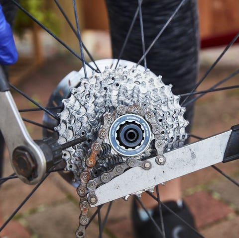 replacing a cassette on a bike