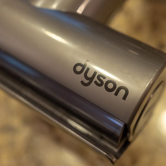 how to clean a dyson filter