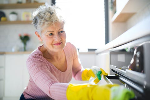 how to clean an oven quickly OVEN CLEANERS LEEDS - HOW TO CLEAN YOUR OVEN EASILY