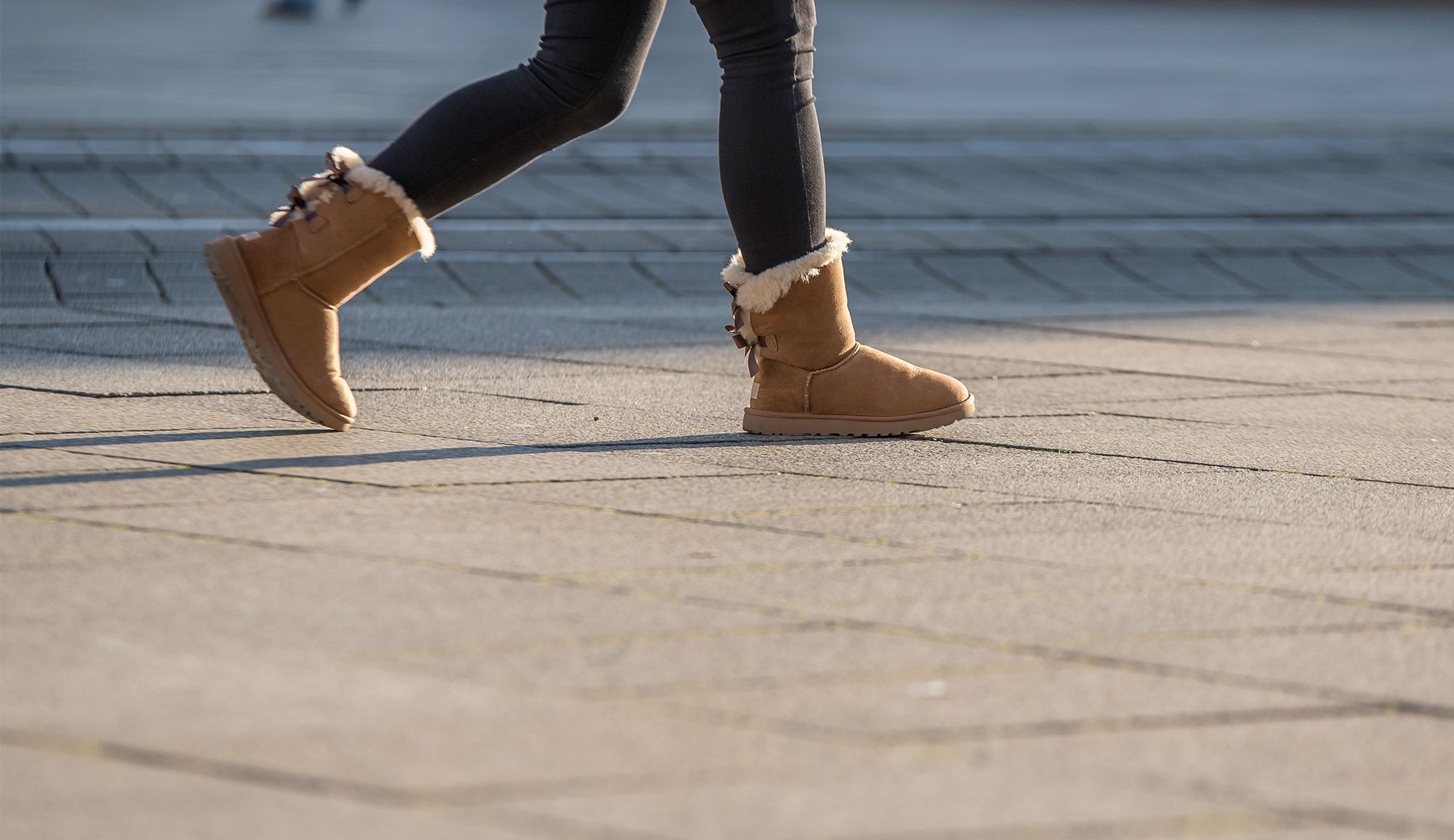 how to clean uggs