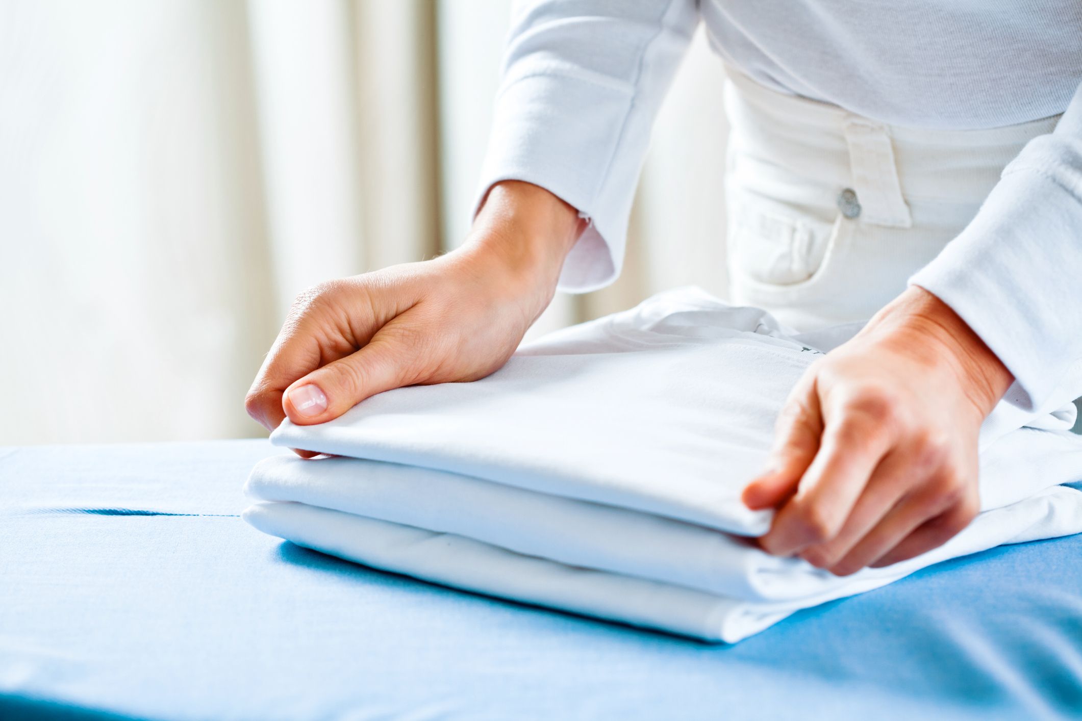 5 Best Ways To Fold A Shirt How To Fold A Shirt Like Marie Kondo