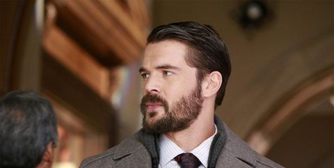 How to Get Away With Murder - Frank's Buzz Cut in the Season-3 Premiere