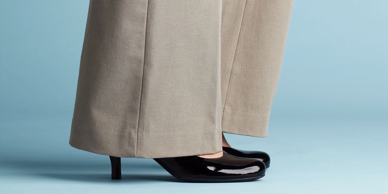 faktor Begravelse flaskehals How to Hem Pants Without a Sewing Machine - Hem Dress Pants by Hand