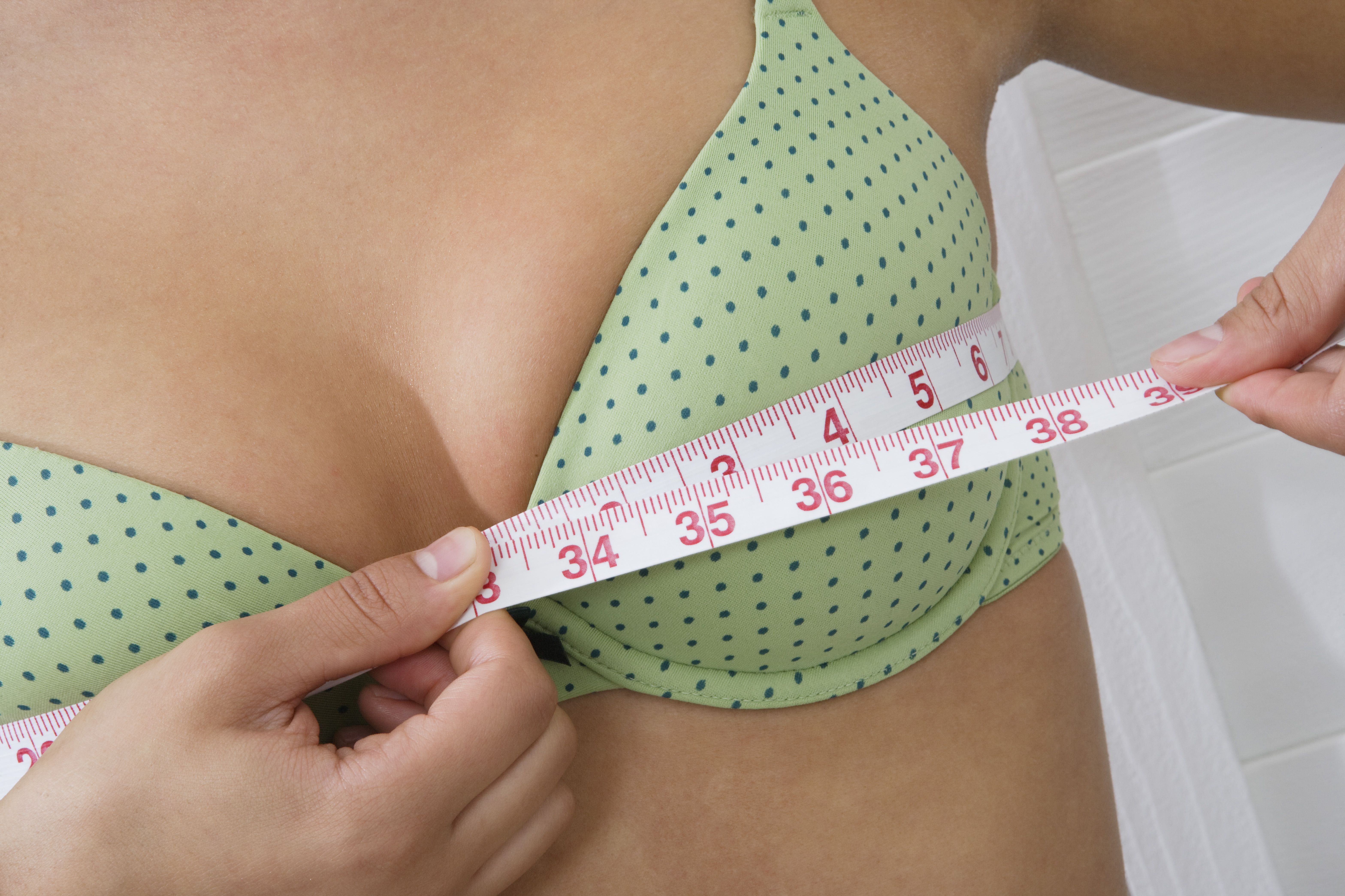 How to measure your bra size at home 4 simple steps photo pic