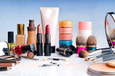 how to organise your makeup toiletries