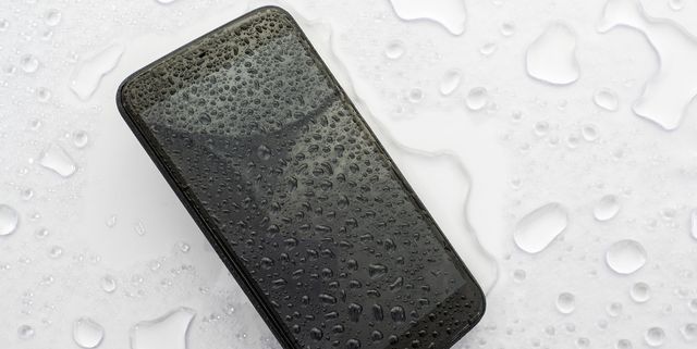 how to rescue a wet smartphone