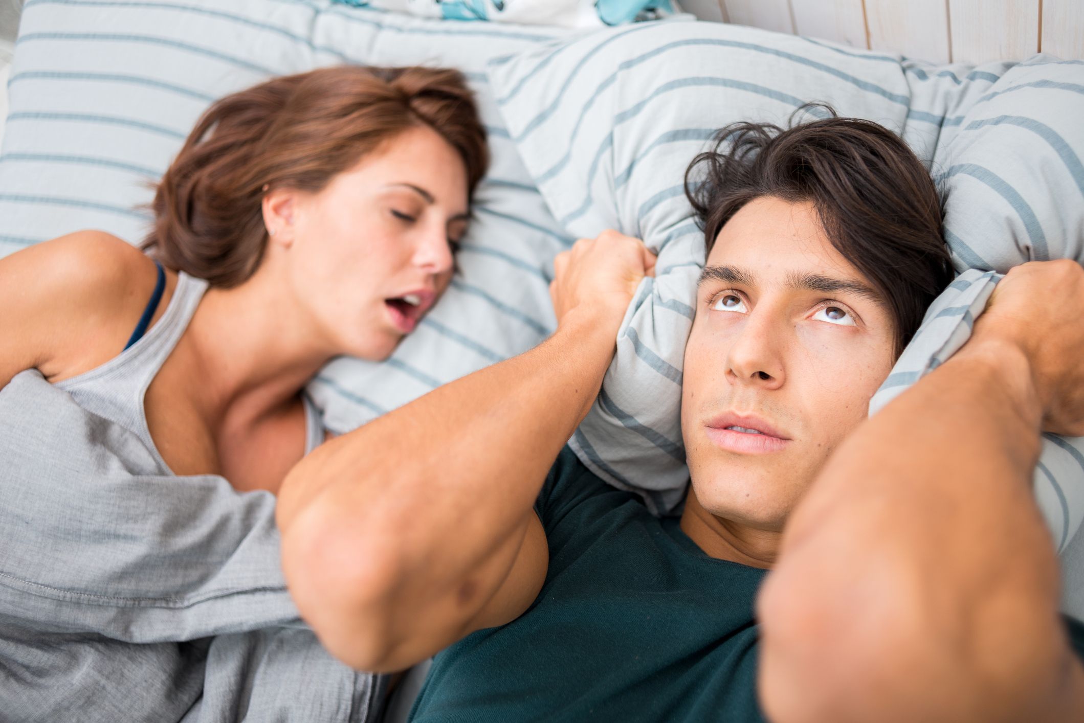 how to stop snoring female