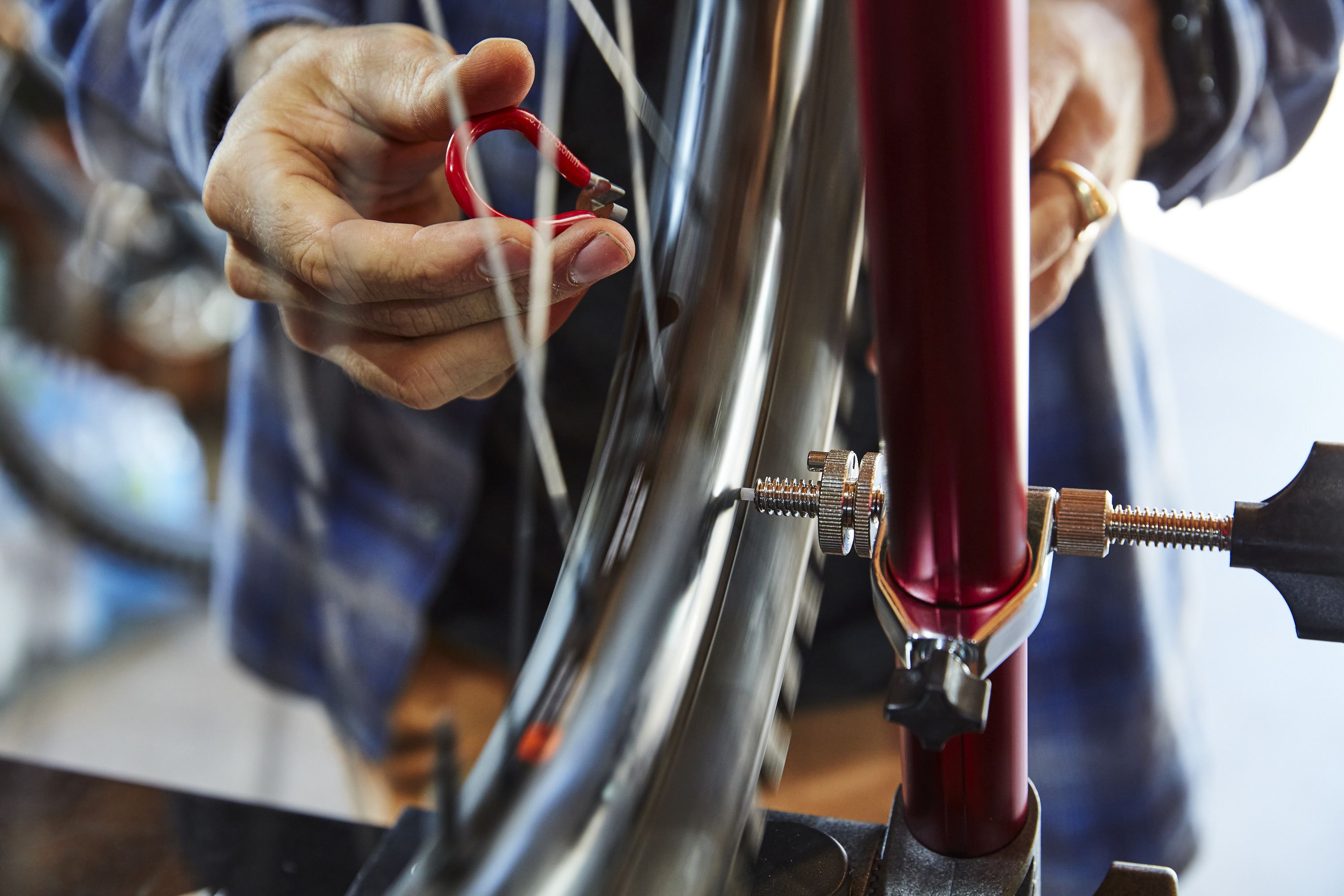 truing a bike wheel